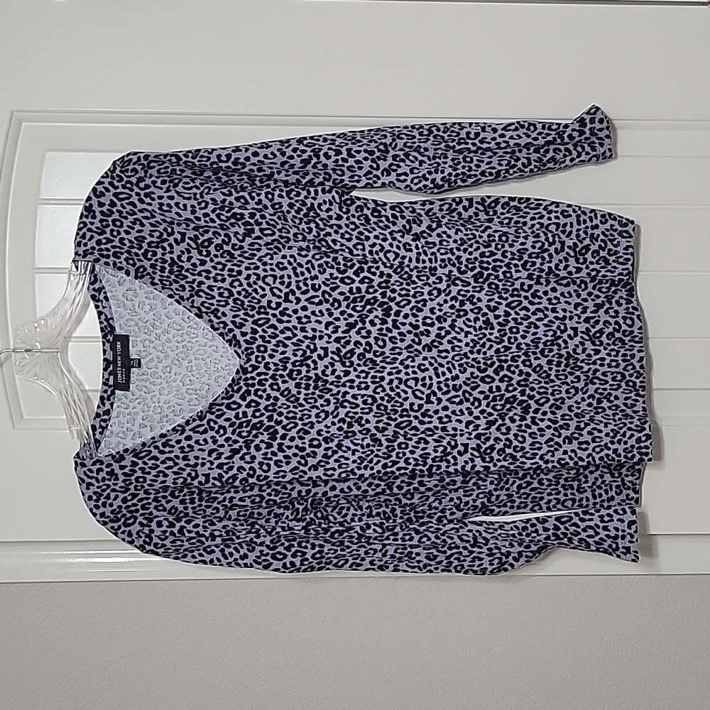 Jones of New York cheetah t shirt